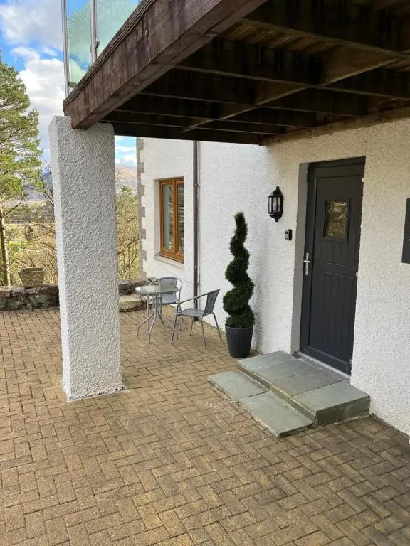 Tigh Stobban Apartment 1