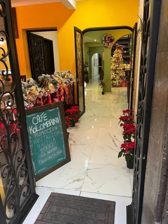 Kolombrini Hotel