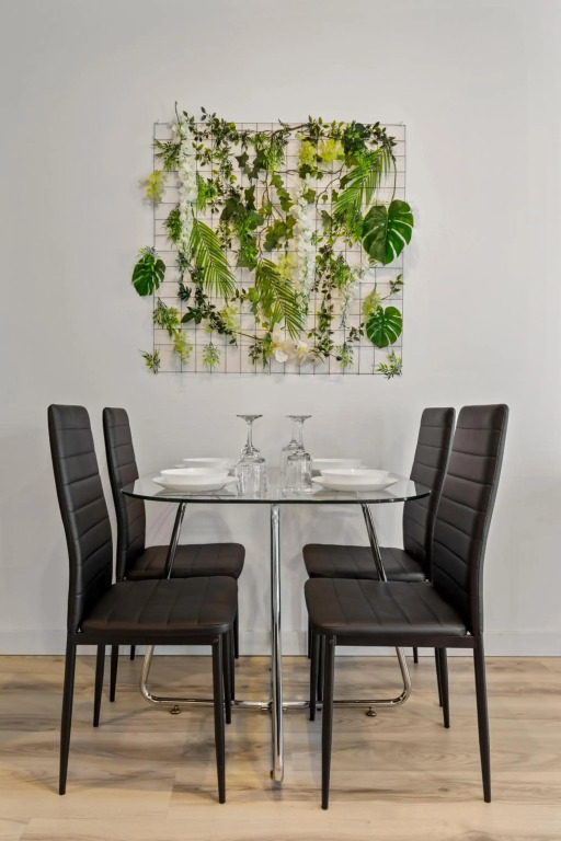 AQUARIUS: Upscale Flat in the Heart of Bucharest