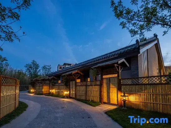 Huazhu Luxury · Jian Shan Jie Lu Tang-Style Boutique Inn
