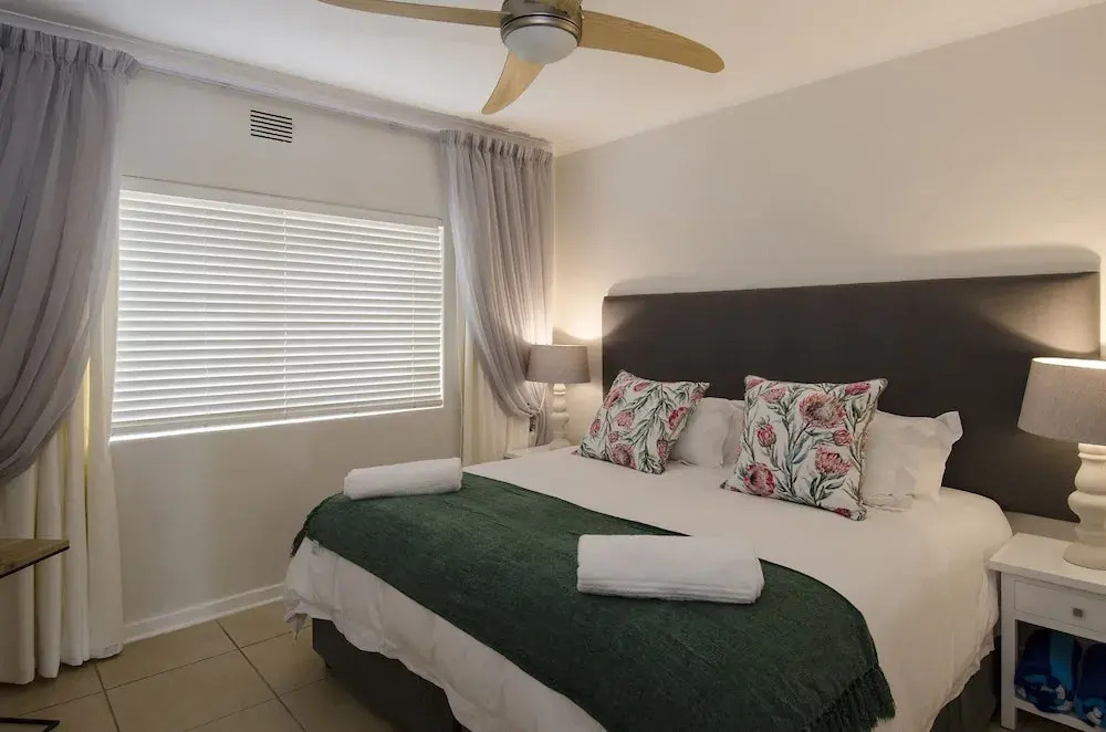 B5 Surfside