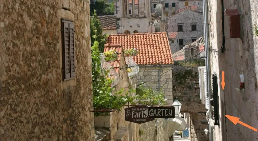LUXOR Hvar - Main Square Apartments
