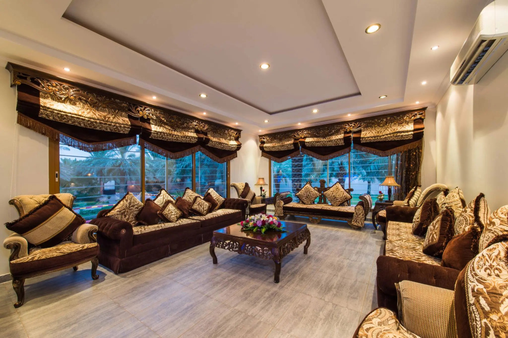 Boudl Al Nakheel