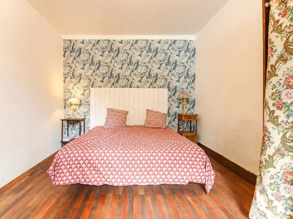 Traditional Holiday Home in Brinon sur Beuvron