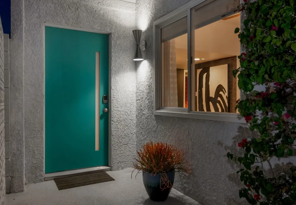PS Modern Pool Jewel Three Bedroom House