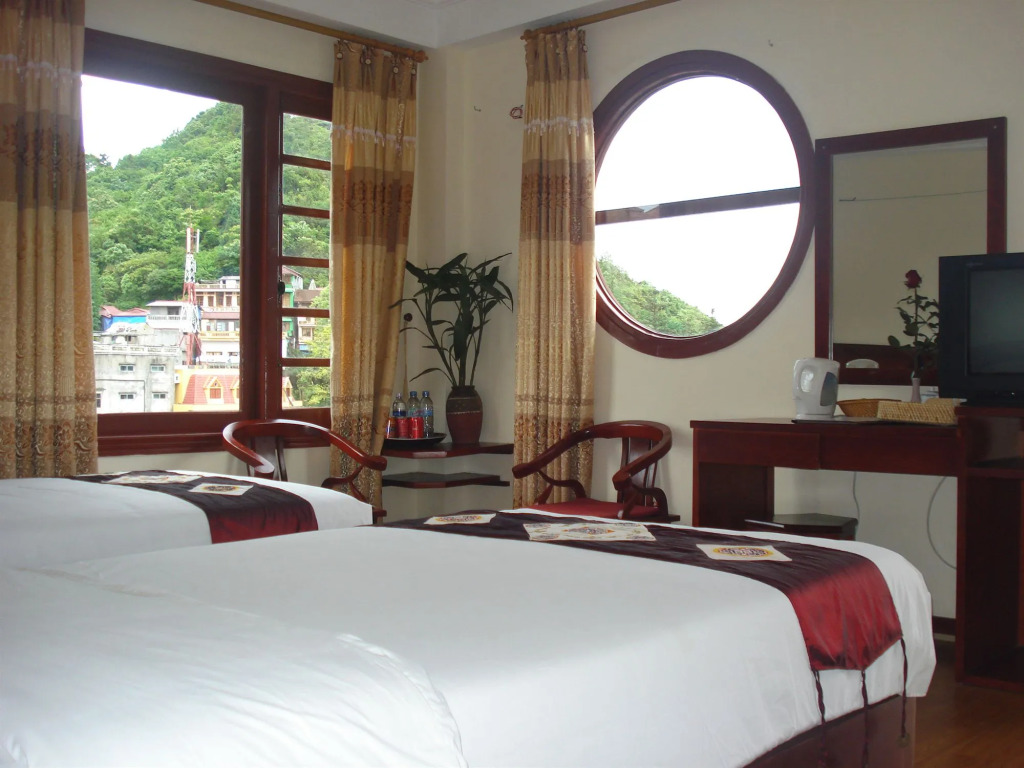 Fansipan View Hotel