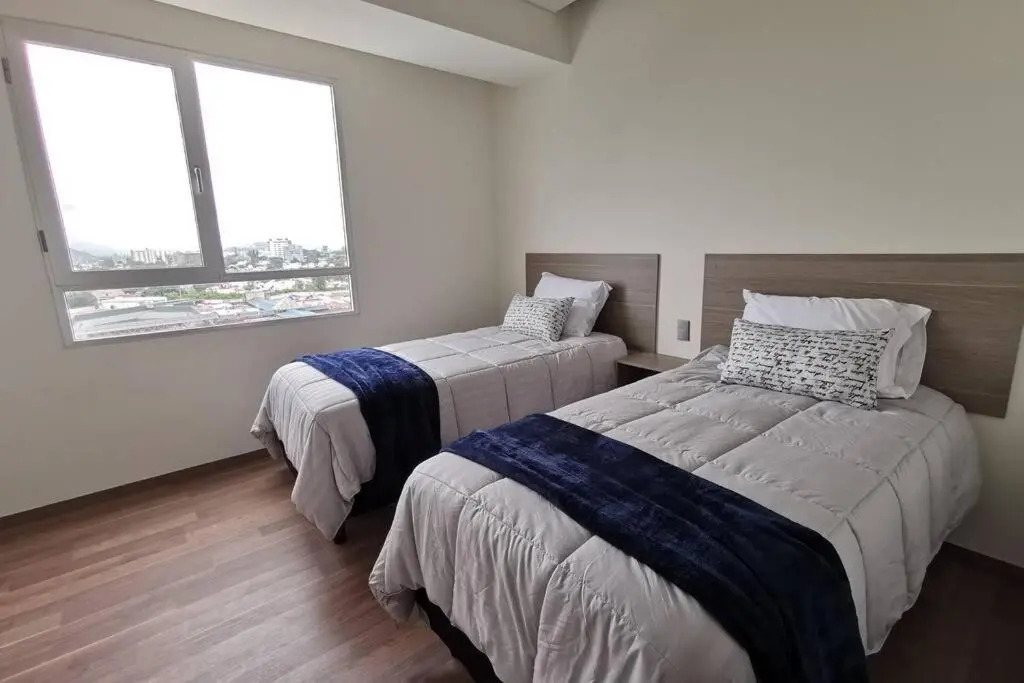Departamento de lujo Gdl Zona Minerva, piso 8,excelente vista