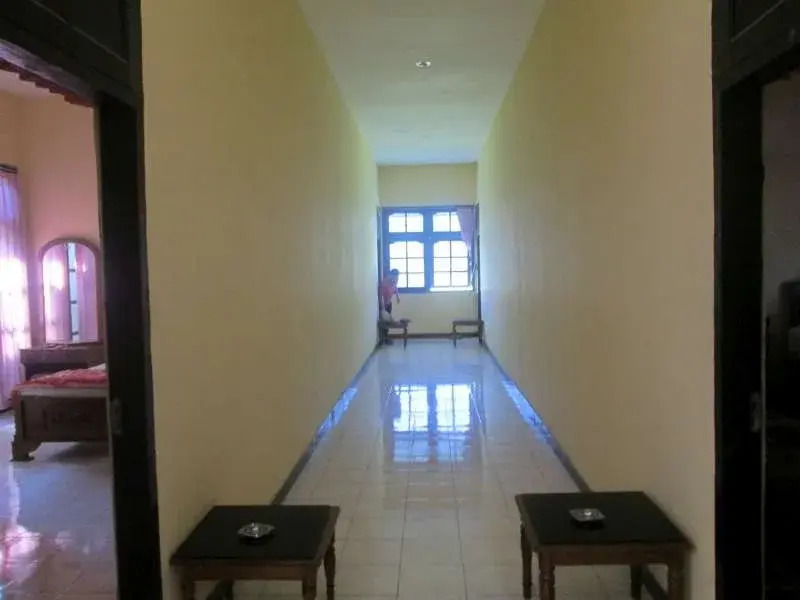 Hotel Dewi