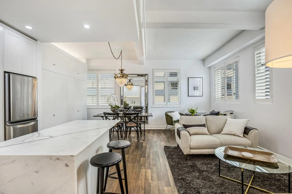 Stylish Central Penthouse