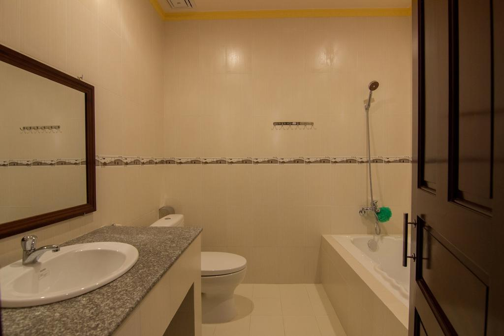 Nhat Ha Hotel