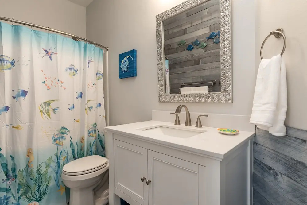 Wave Loud - Full Unit - Perfect For Two Families - Ground Floor - Heated Outdoor Pool 4 Bedroom Condo by RedAwning