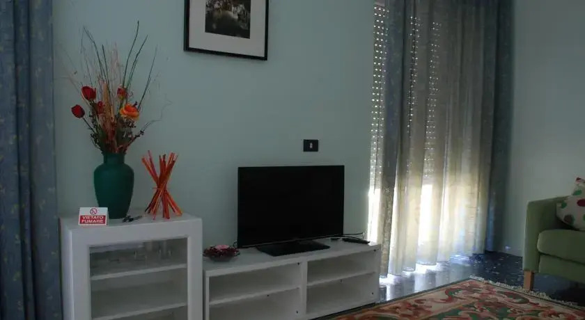 DonnAnna Suite