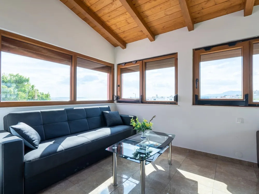 Simplistic Villa in Podstrana with Patio near Adriatic Sea