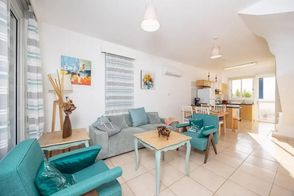 GE Harbour Maisonette