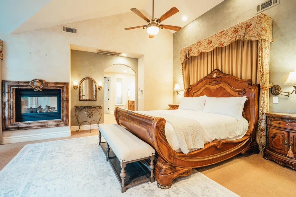 Oak Manor - Callaway