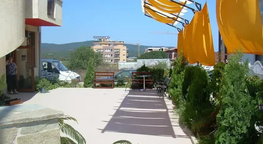 Hotel Neven