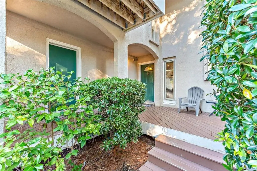 Stoney Creek 246, 2 Bedrooms, Pool Access, WiFi, Sleeps 6