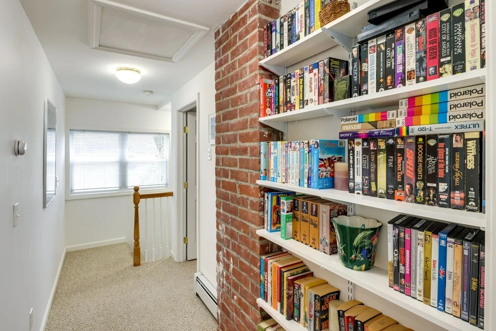 Charming Old Saybrook Home: Half-Mi to Sand & Sea