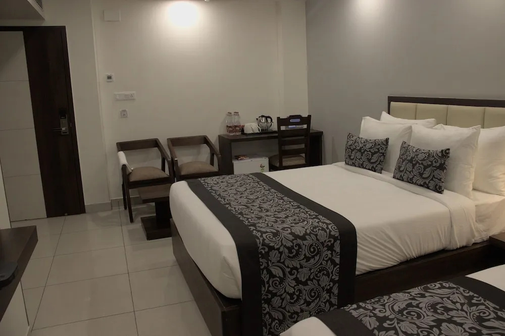 Pride Biznotel Canopus, Digha