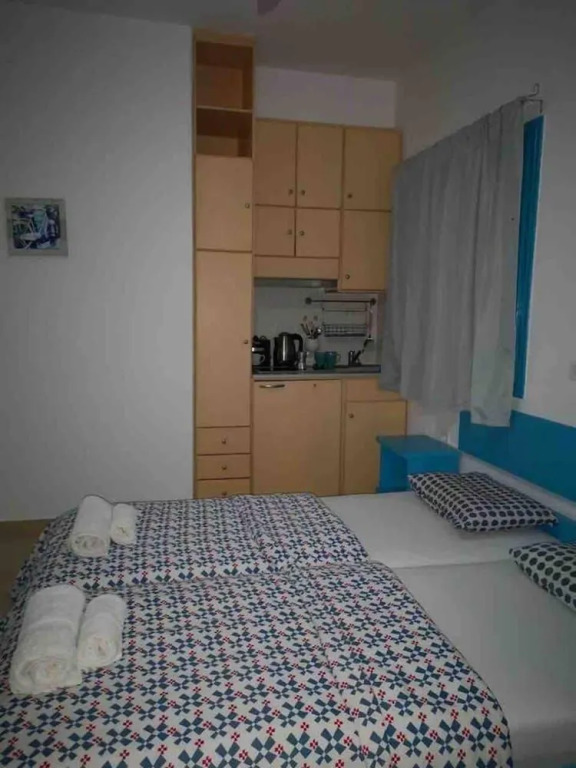 Grande Grotta Studios - Sleeps 8 - Free Parking