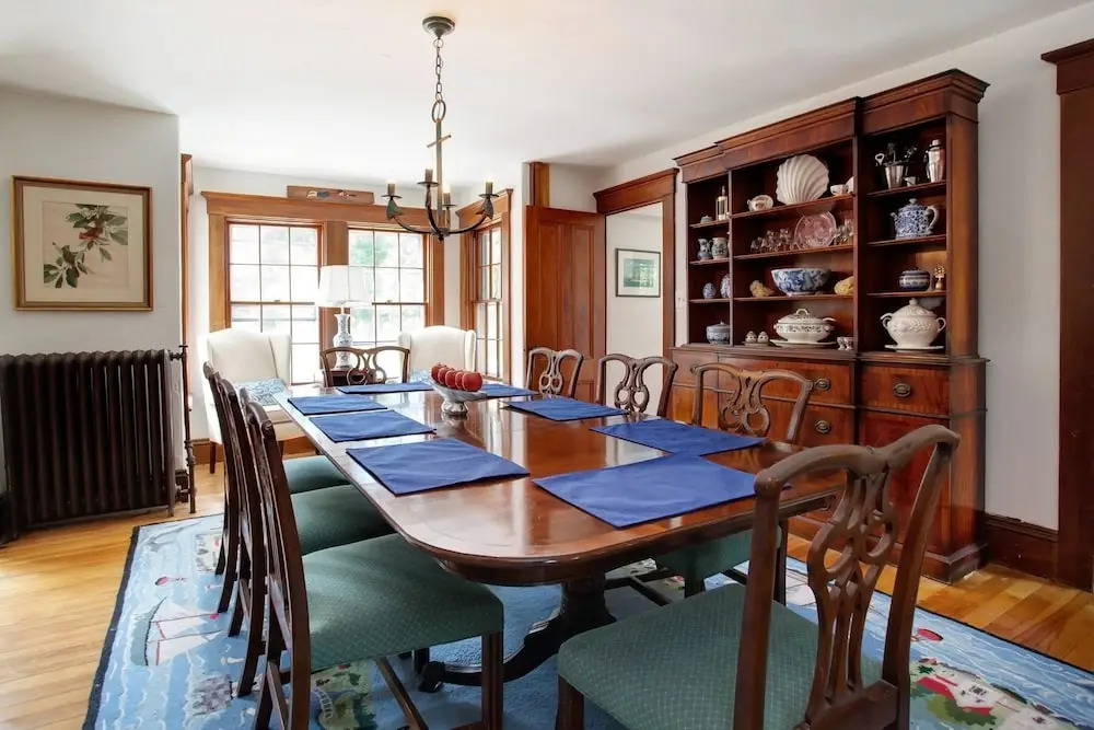 Bursley Manor