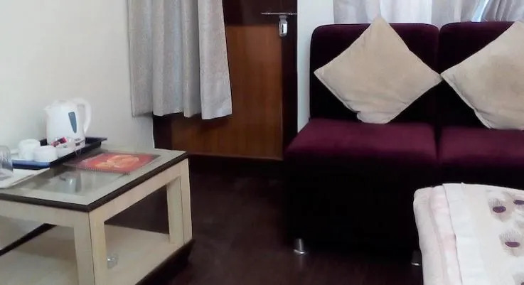 Hotel Ganesha Inn