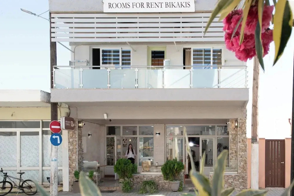 Bikakis Apartment