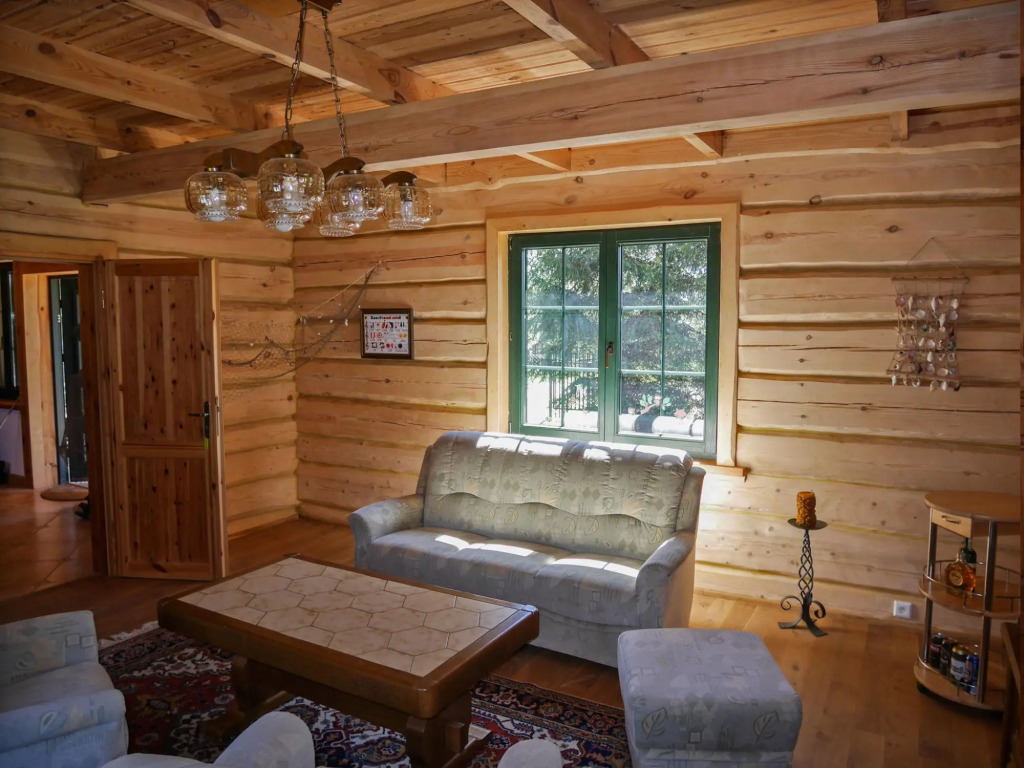Wooden Cottage in Czarny Mlyn With Garden and Barbecue