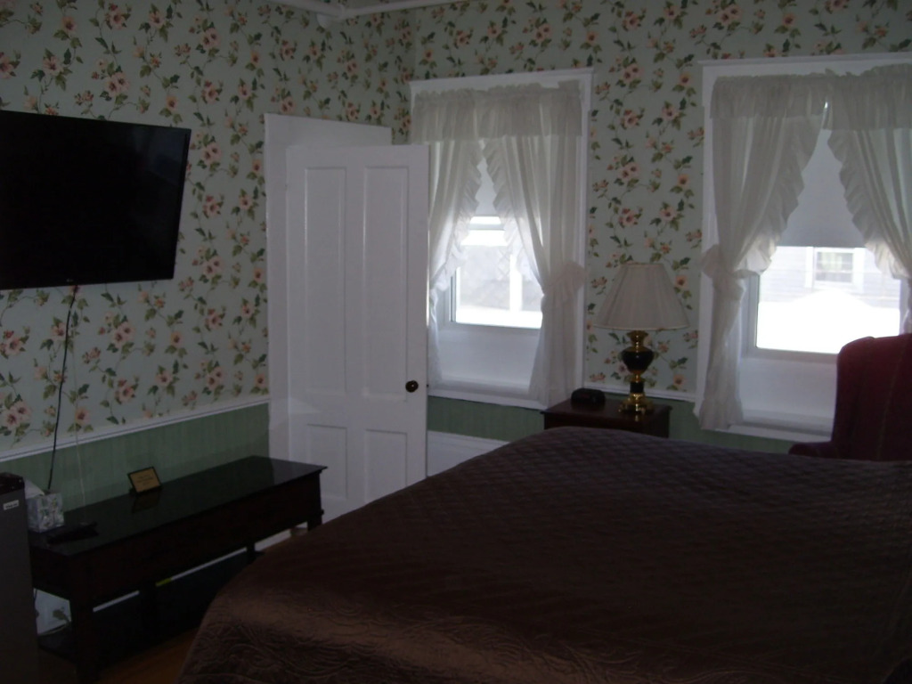 Thayers Inn