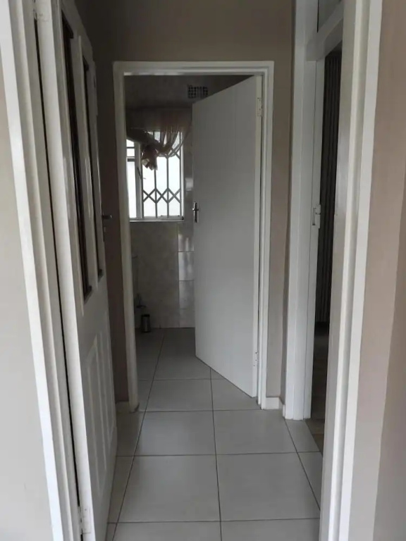 2 Bedroomed Apartment With En-suite and Kitchenette - 2070