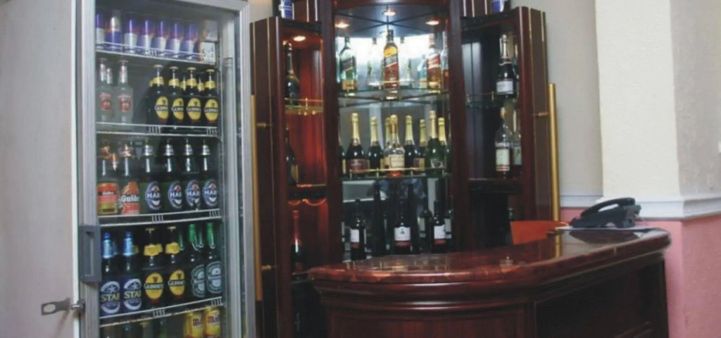 Upper Class Suites
