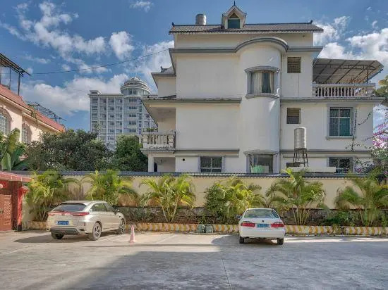 Jinhu Hotel
