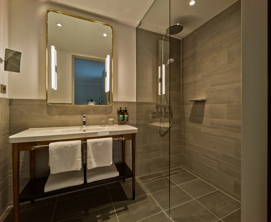 voco The Hague by IHG