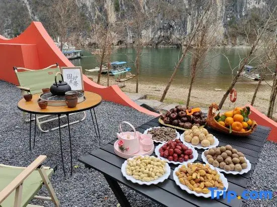 Yangshuo Lijiang River View Resort Hotel