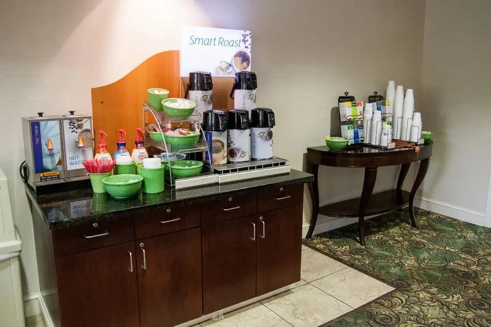 Howard Johnson Express Inn-Binghamton/Vestal/SUNY