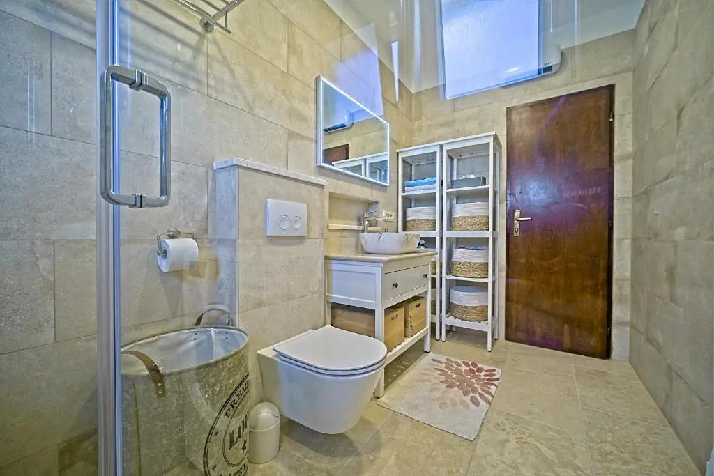 3 bedroom apartment Nik