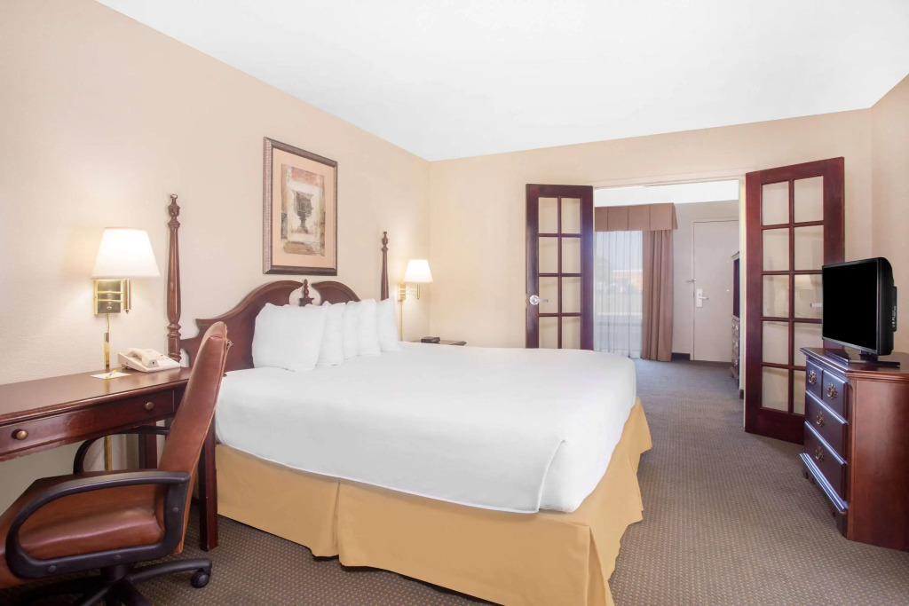 Days Inn by Wyndham Metter