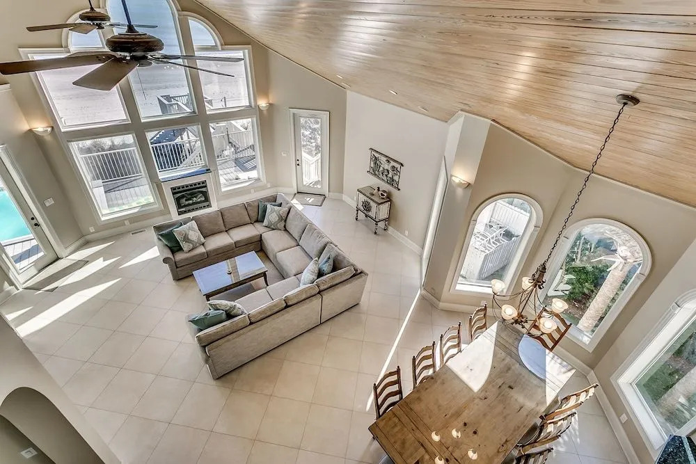 Low Tide Too 6 Br home by RedAwning