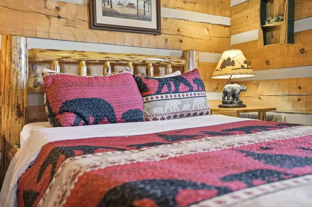 Somewhere In Time 2 Bedroom Cabin