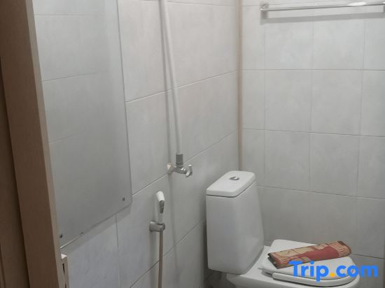 Holiday Hotel