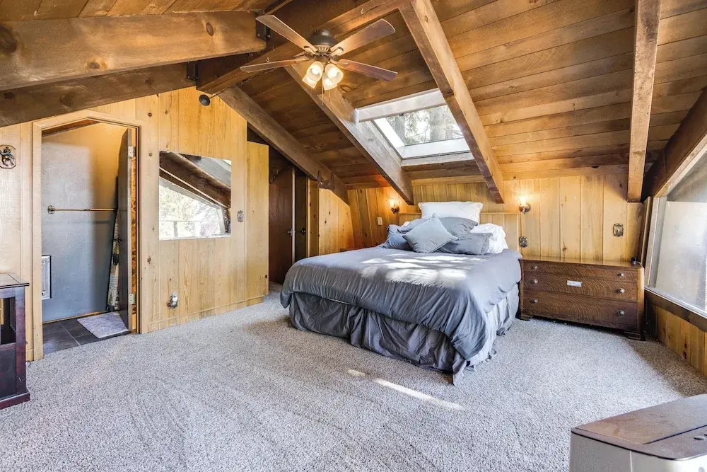Woodsy Lake Almanor Cabin w/ Community Perks!