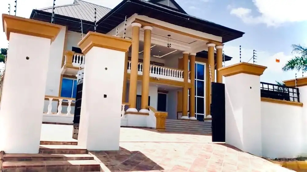 Nanani Luxury Villa