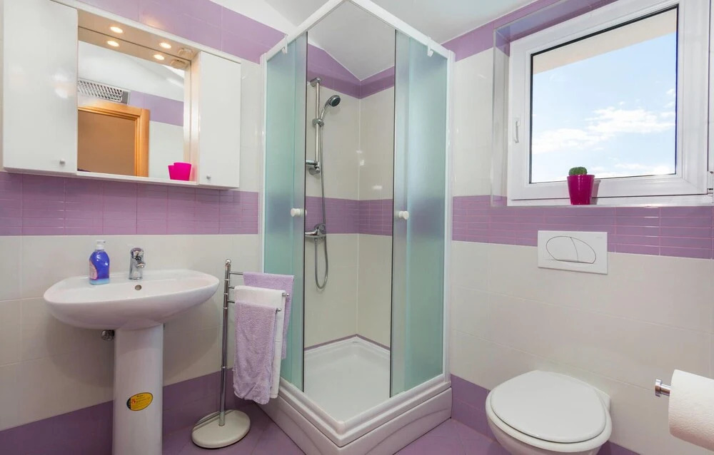 Awesome Home in Loborika With Wifi and 3 Bedrooms