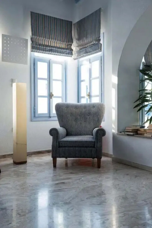 Poseidon Hotel Suites