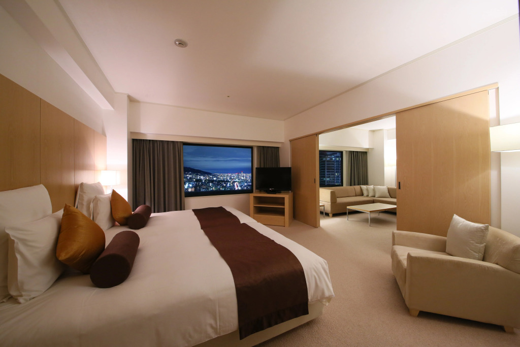 ANA Crowne Plaza Kobe by IHG