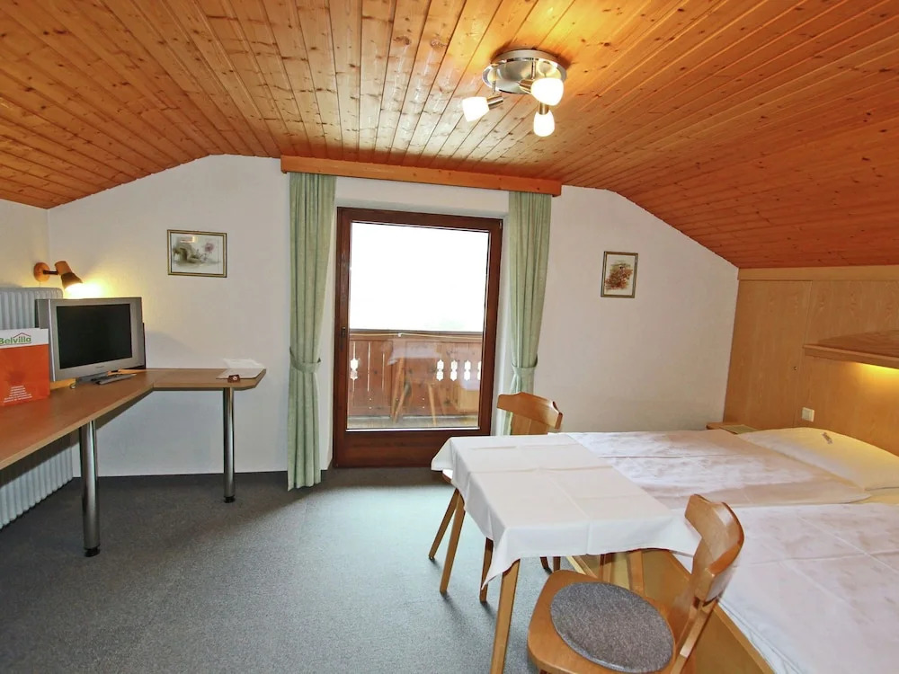 Well Maintained Apartment in a Quiet Location on the Outskirts of Matrei