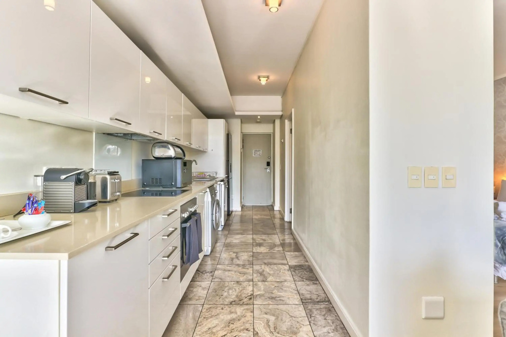 Harbour Bridge 1 Bedroom in Waterfront Precinct