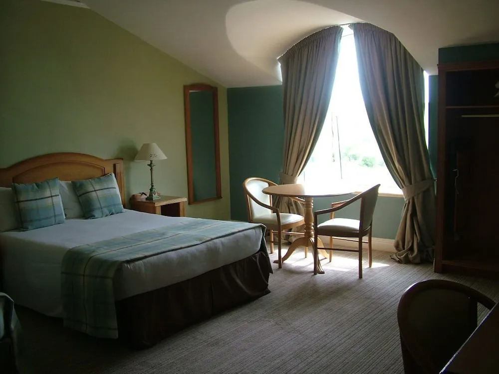 Woodlands Hotel & Leisure Centre