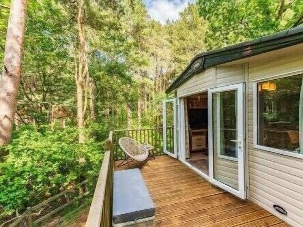Tree Tops - Kelling Heath Holiday Park - 22244