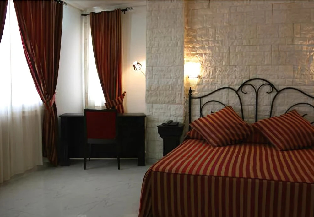 Hotel Oran Center
